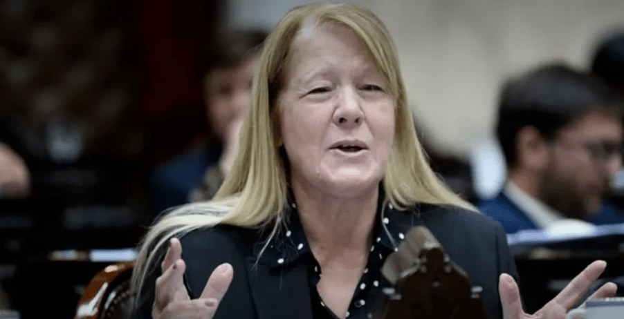 Stolbizer cuestionó el cumplimiento de la prisión domiciliaria de Cristina Kirchner y anticipó más&nbsp;condenas