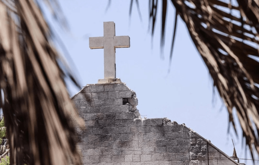 El Papa expresó su pesar por las víctimas del ataque a la parroquia católica en&nbsp;Gaza