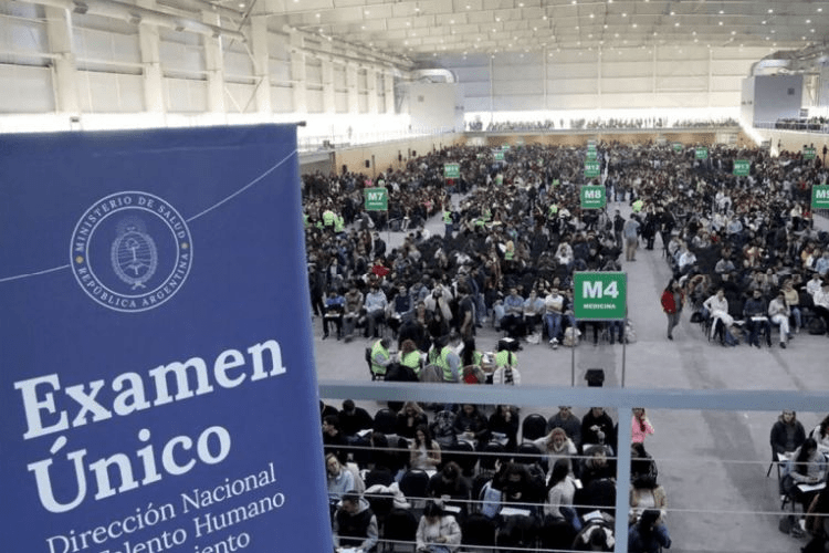 Fraude en exámenes médicos: el Gobierno denunció a los responsables y ordenó repetir la&nbsp;prueba