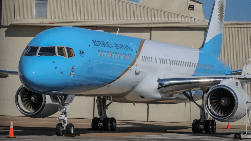 Adorni habló del viaje de su esposa en el avión presidencial durante la gira a Estados&nbsp;Unidos